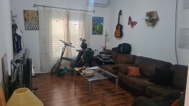 Sublet – Full Apartment in Givatayim