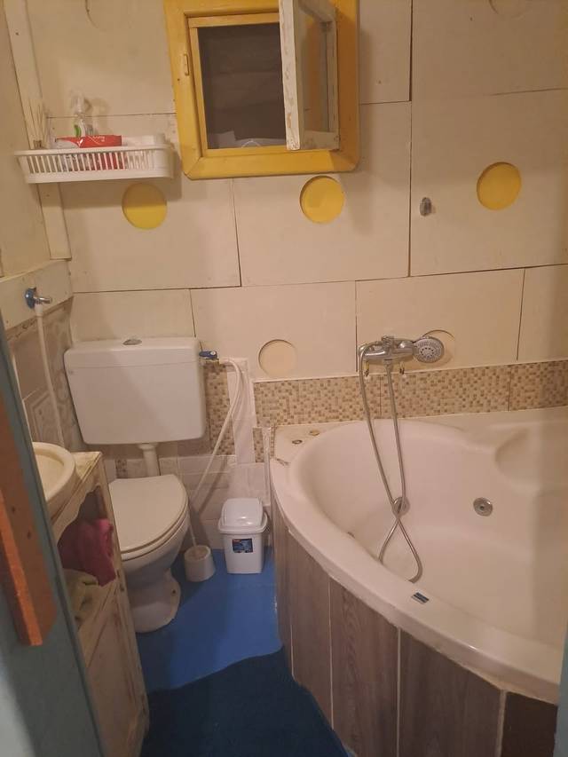 Sublet – Full Apartment in מושב חוסן