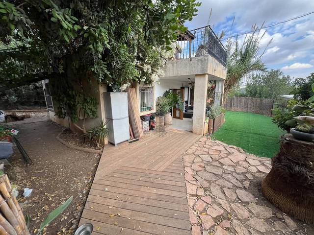 Sublet – Full Apartment in Giv'at Ye'arim